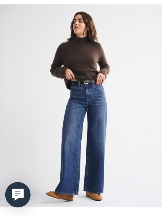 Abercrombie & Fitch Denim - Abercrombie & Fitch Mid-Rise Wide-Leg Jeans in Denim Blue